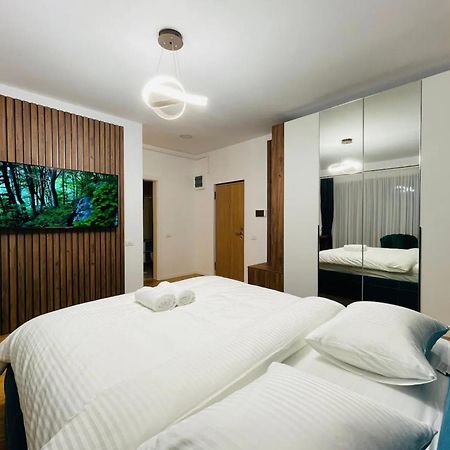 Pitesti Residence Luaran gambar