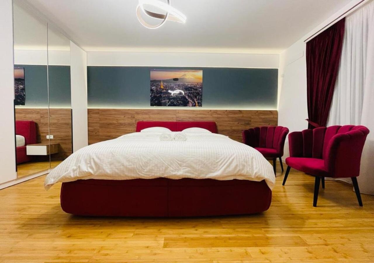 Pitesti Residence Luaran gambar
