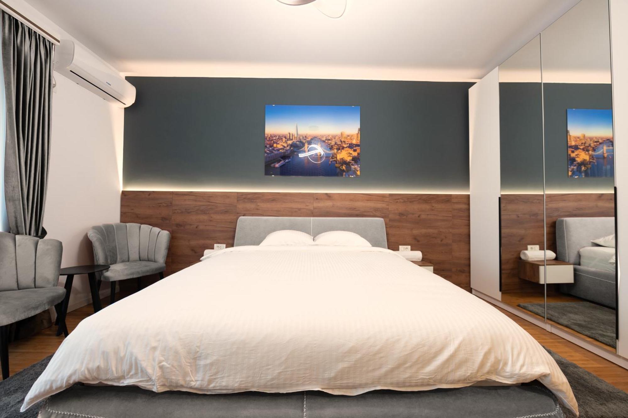 Pitesti Residence Luaran gambar