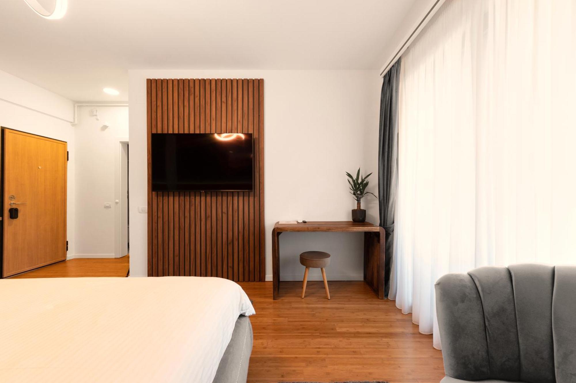 Pitesti Residence Luaran gambar