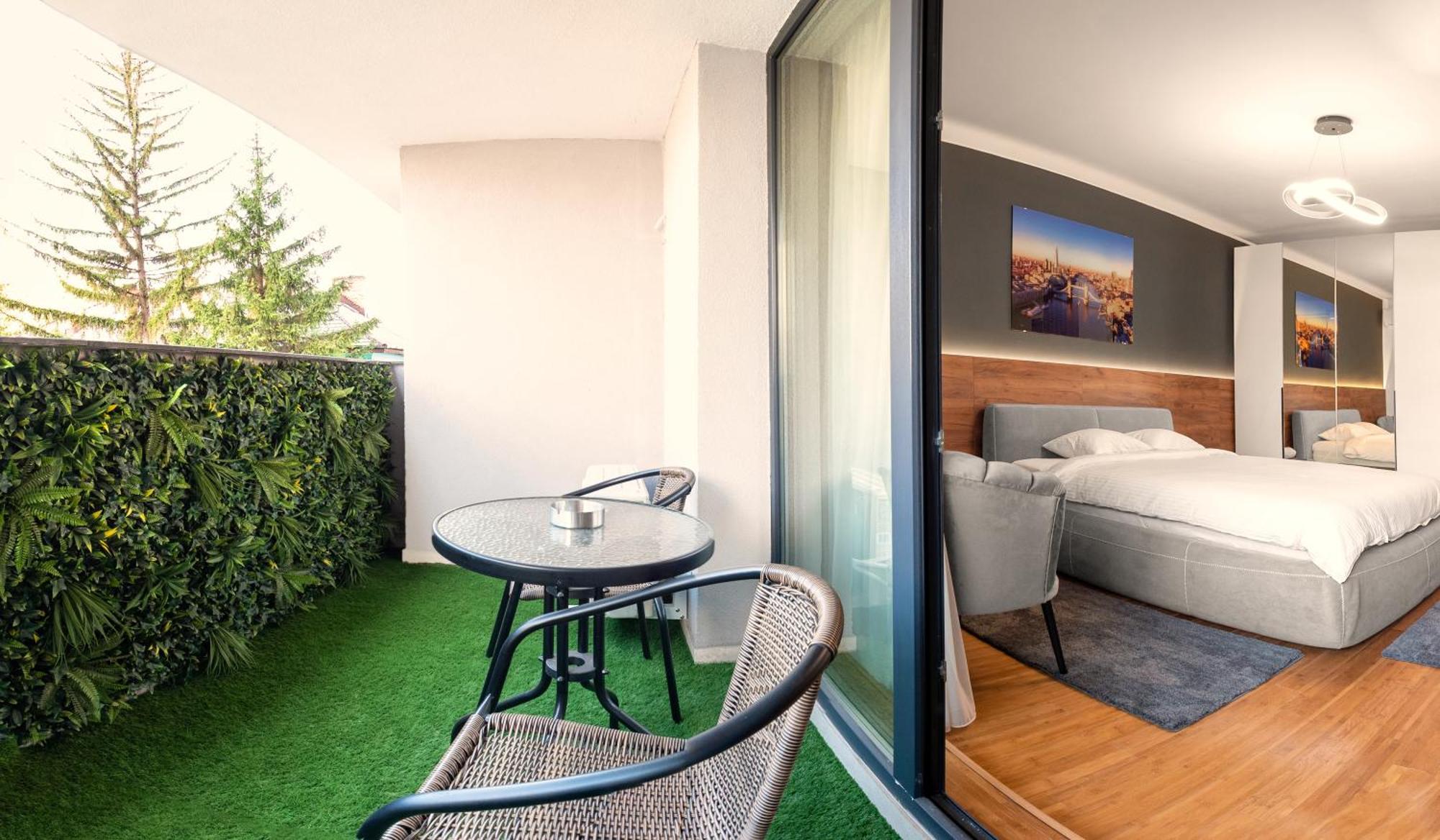 Pitesti Residence Luaran gambar