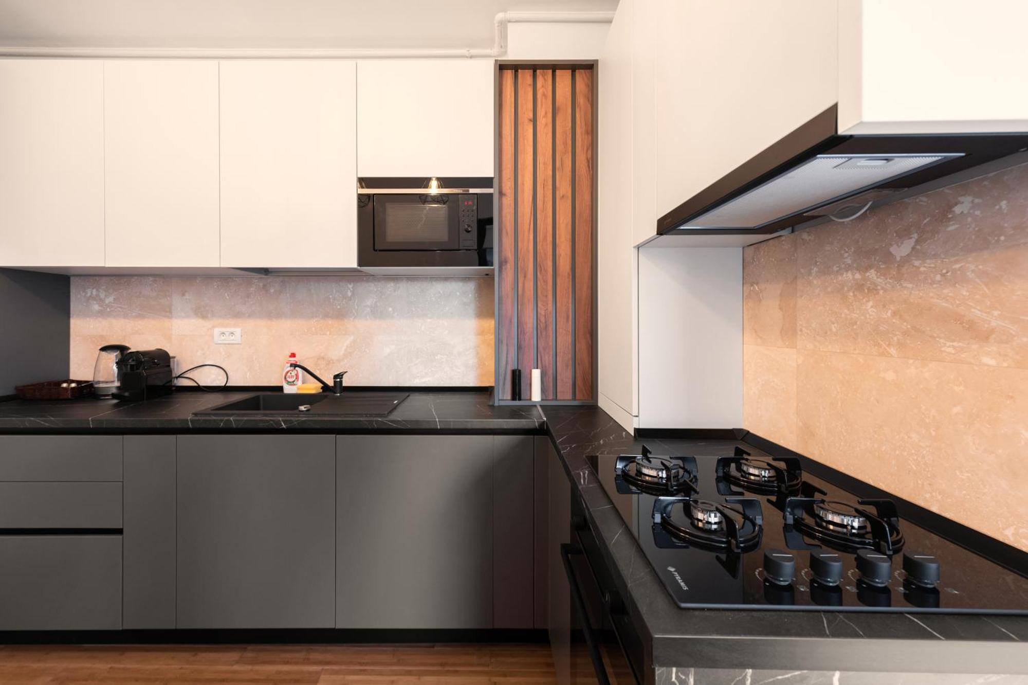 Pitesti Residence Luaran gambar
