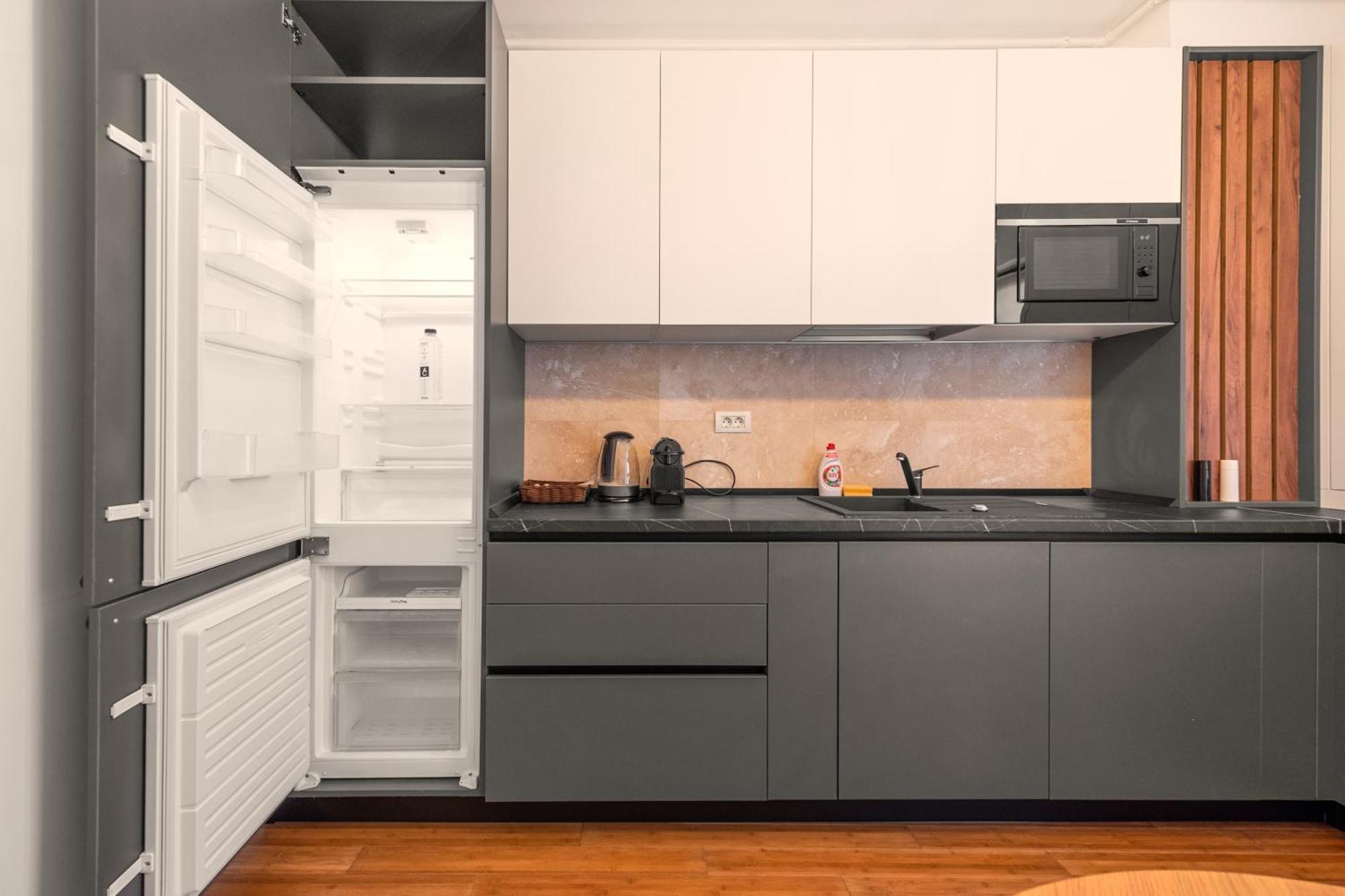 Pitesti Residence Luaran gambar