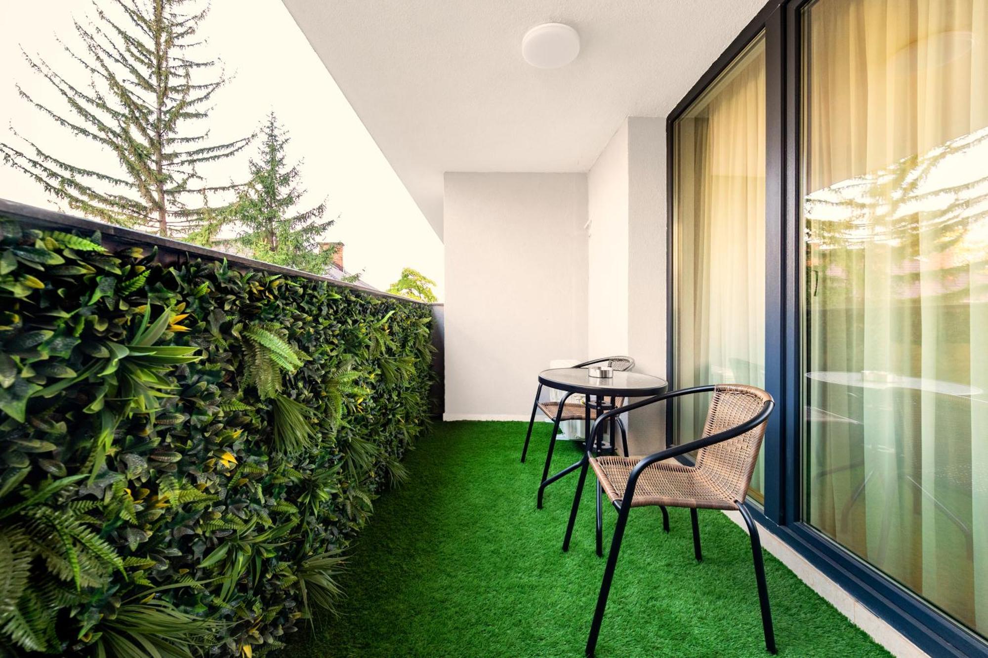 Pitesti Residence Luaran gambar