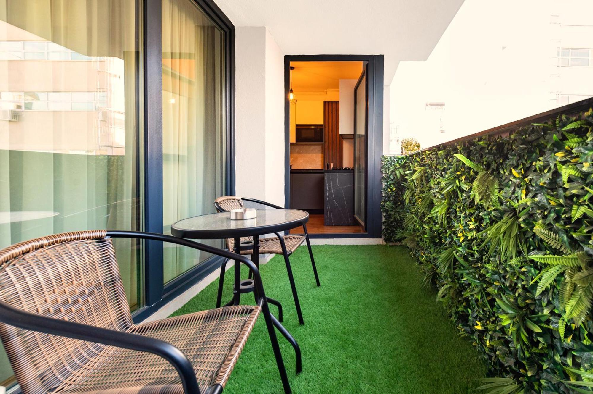 Pitesti Residence Luaran gambar