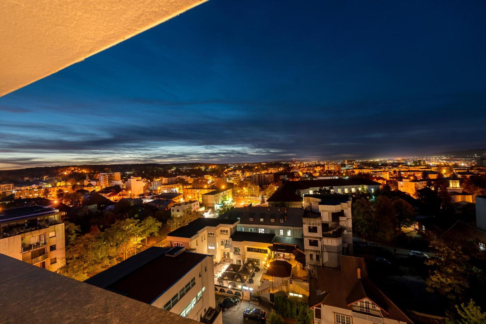 Pitesti Residence Luaran gambar