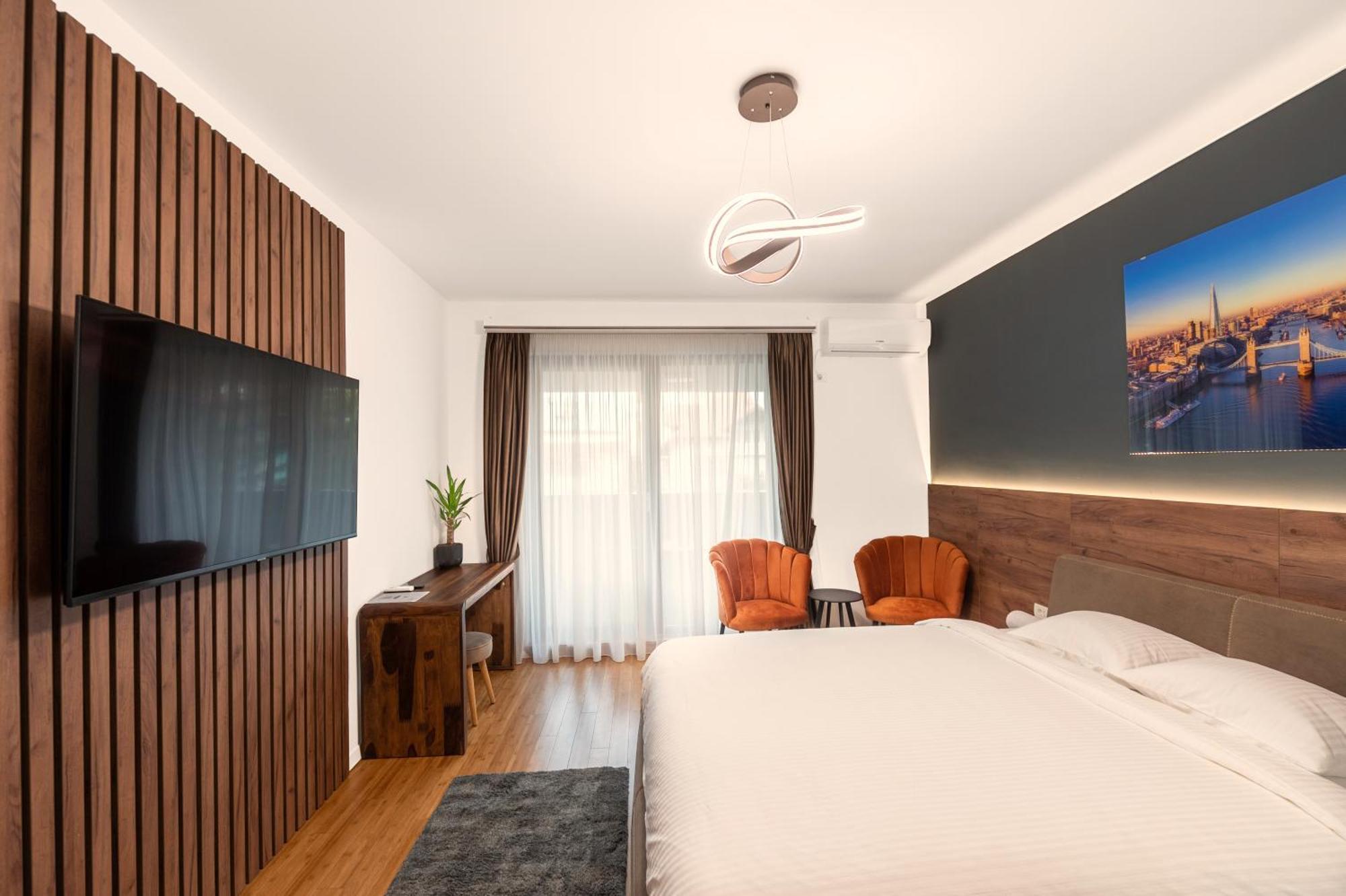 Pitesti Residence Luaran gambar