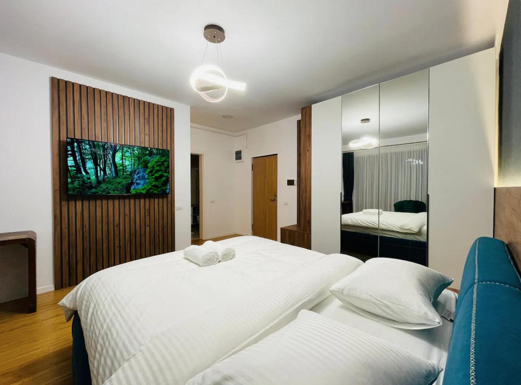 Pitesti Residence Luaran gambar